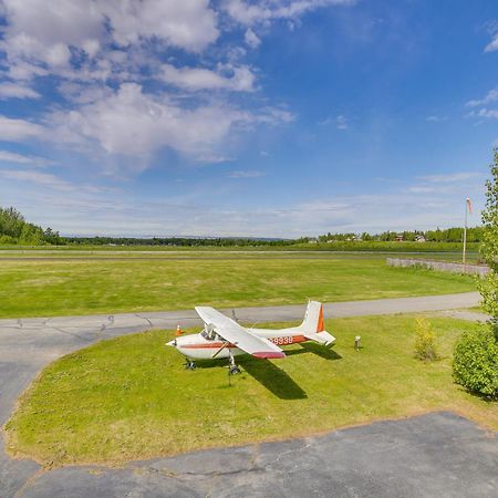 Spacious Family Home With Deck And Million-Dollar View แองเคอเรจ ภายนอก รูปภาพ